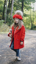 Load image into Gallery viewer, Wool beret with Pom Pom
